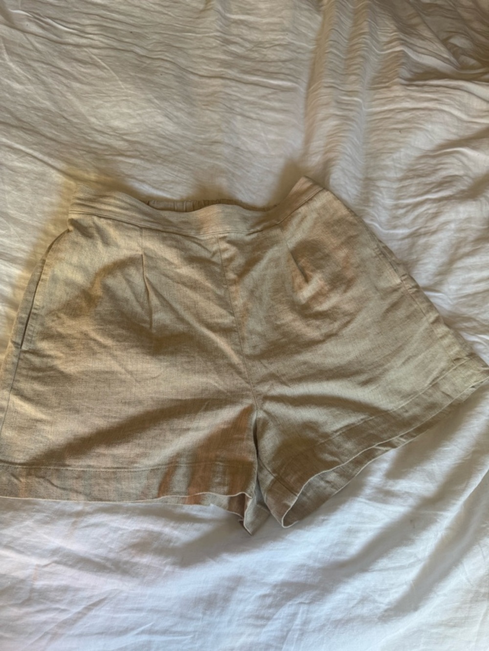 Madewell Classic High-Waist Linen Blend Women's Shorts in Beige